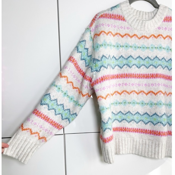 American Eagle Fair Isle Apres Ski Sweater Size Small Cream Pink Blue Knit - Picture 2 of 5
